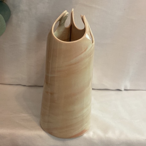 Carolyn Leung pottery | pink marble | 7x7 (approx) | flower vase/sculpture - Picture 6 of 16
